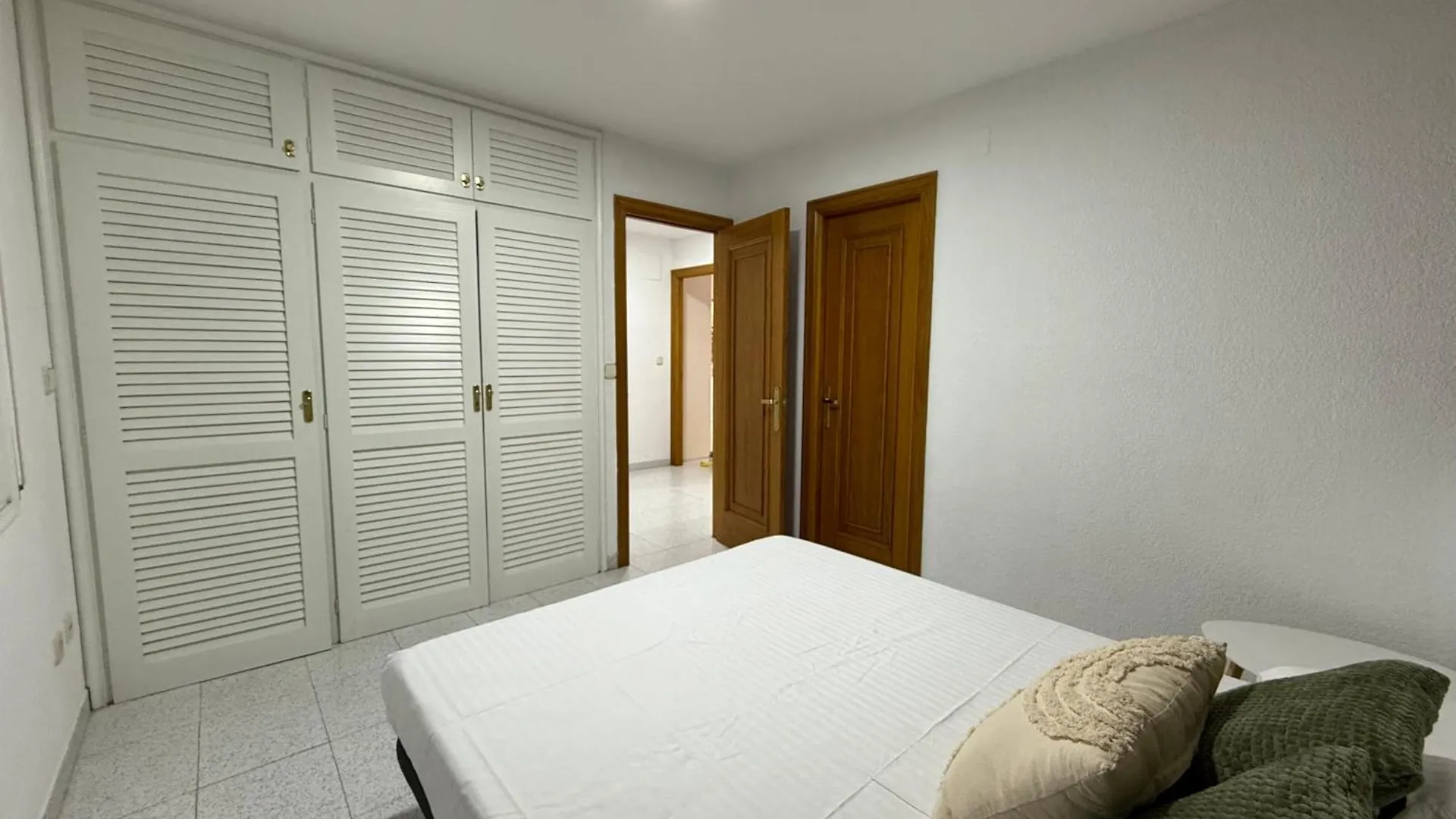 Agi Pi Sunyer Apartments Roses