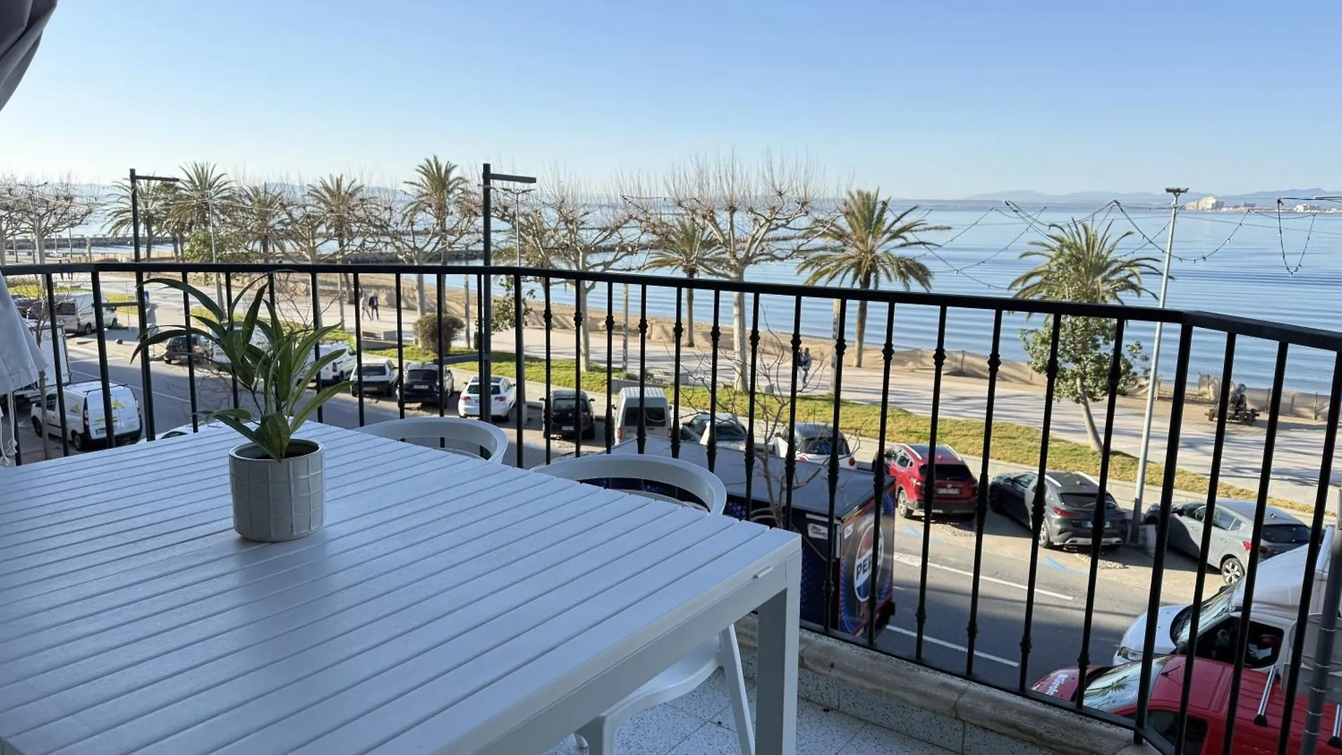 Agi Pi Sunyer Apartments Roses